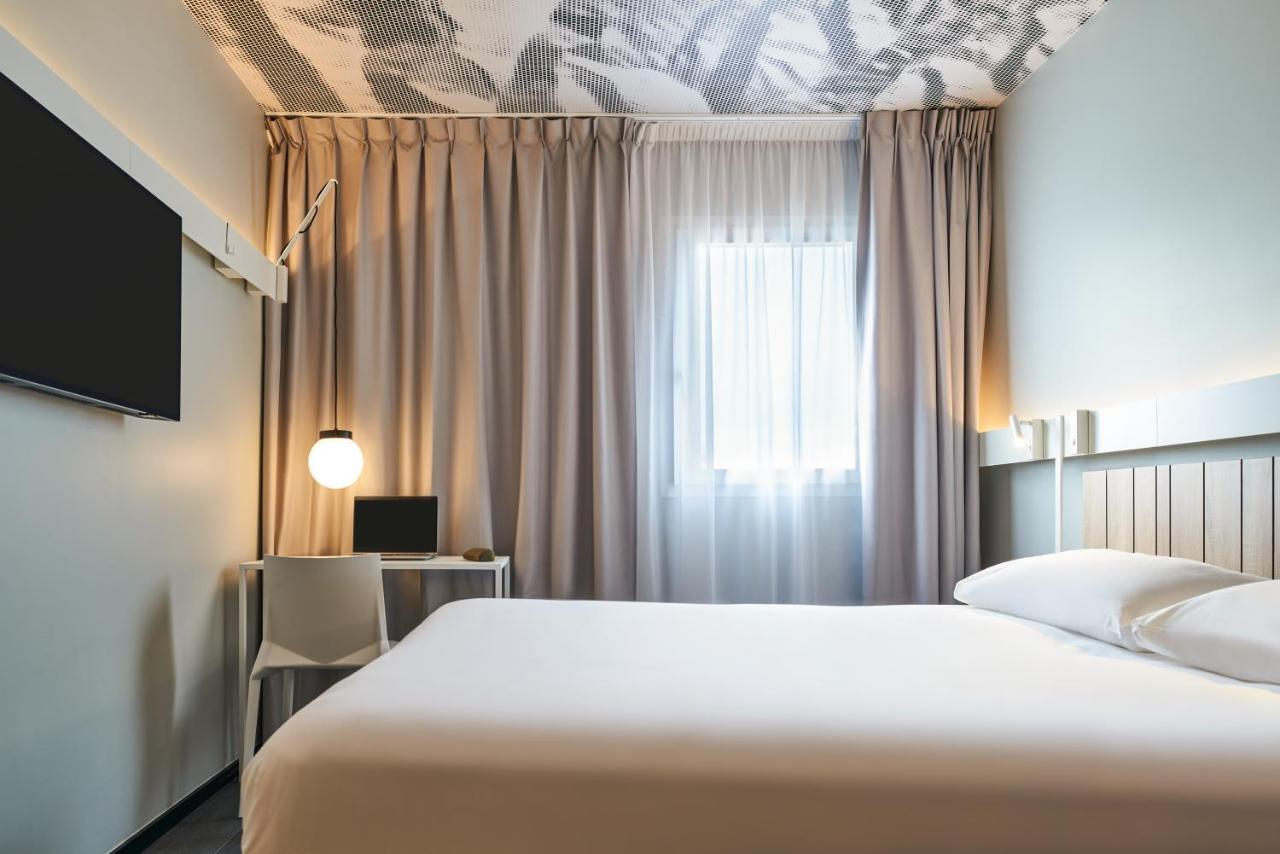 Ibis Clamart Paris Velizy מראה חיצוני תמונה